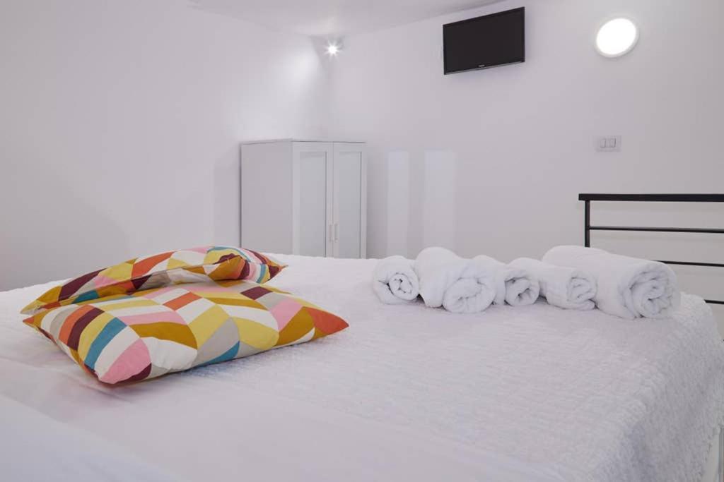Villa La Palma Loft Located In The Heart Of Aeroporto di Catania Fontana Rossa Esterno foto